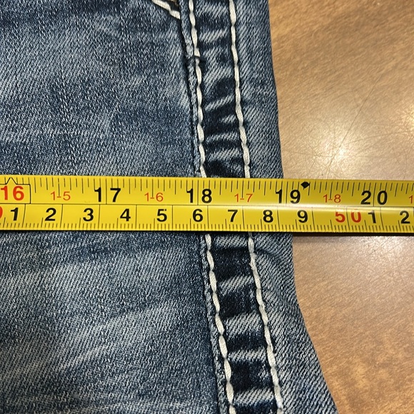 Rock Revival Andrina Mid Rise Curvy Capri Denim Jeans Women 29 (Waist 33) - Picture 14 of 17